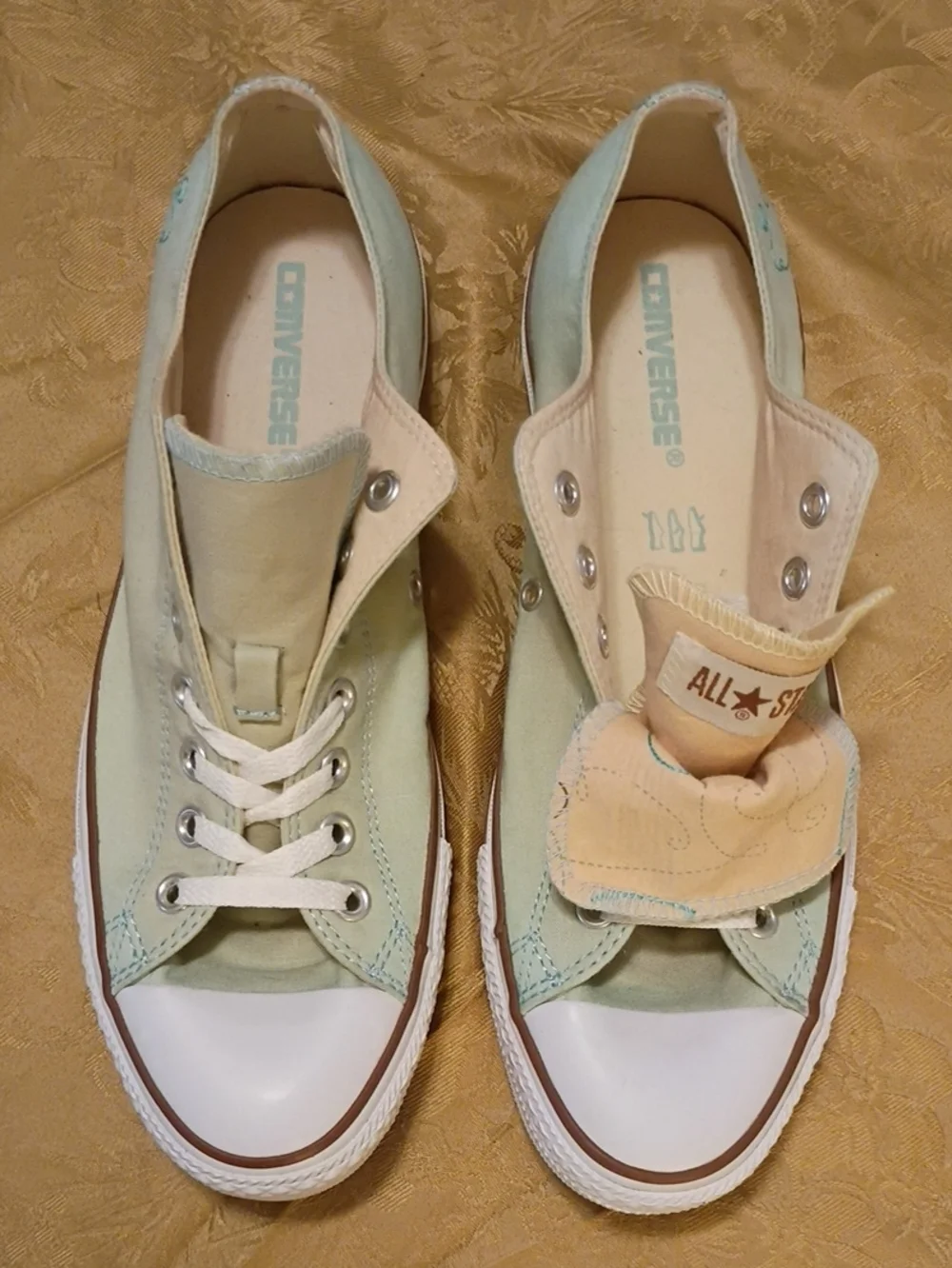 CONVERSE Limited Edition All Star Low Top Light Green Men's 9.5 Women's 11